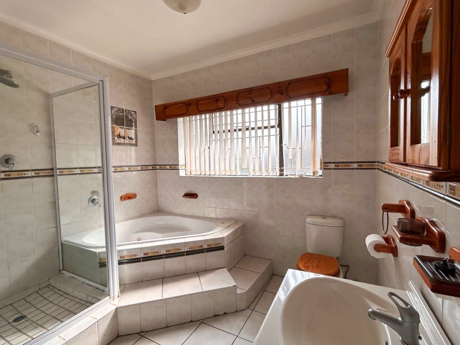 4 Bedroom Property for Sale in Parys Free State